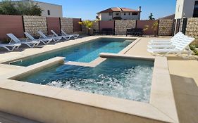 Pinna Residence - Sv. Jerolim